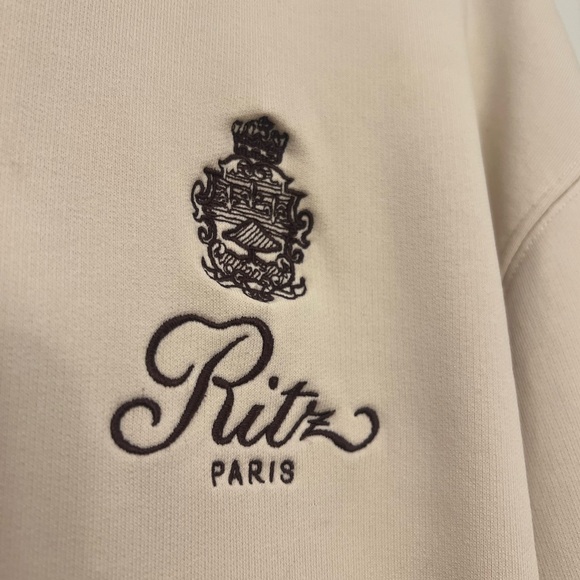 Frame X Ritz Paris Crest Unisex Hoodie Sweatshirt in Cream, Size Small - Picture 6 of 9